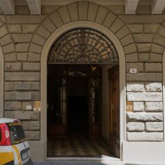 Отель Casa Vacanze Valerix Santa Maria Novella вид на фасад