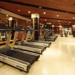 Отель Sheraton Grande Walkerhill фитнесс-зал