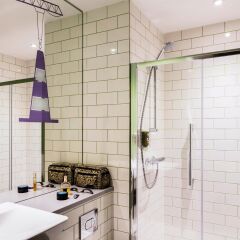 Отель Ibis Styles Glasgow Centre George Square Великобритания, Глазго - отзывы, цены и фото номеров - забронировать отель Ibis Styles Glasgow Centre George Square онлайн ванная
