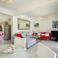 Отель Villa Posidonas 3 Кипр, Протарас - отзывы, цены и фото номеров - забронировать отель Villa Posidonas 3 онлайн комната для гостей фото 2