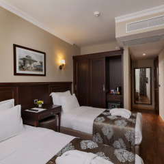 Отель Manesol Boutique Taksim сейф в номере