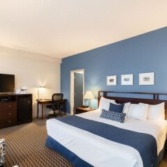 Ocean Promenade Hotel in White Rock, Canada from 143$, photos, reviews - zenhotels.com room amenities