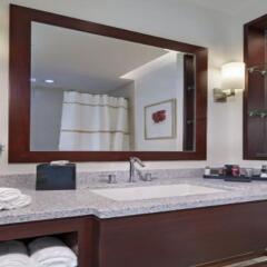 Отель Guyana Marriott Hotel Georgetown Гайана, Джорджтаун - отзывы, цены и фото номеров - забронировать отель Guyana Marriott Hotel Georgetown онлайн ванная фото 2