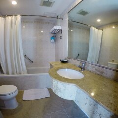 Отель Gold Orchid Bangkok ванная фото 2