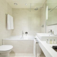 Отель Best Western Plus Tower Hotel Bologna Италия, Болонья - отзывы, цены и фото номеров - забронировать отель Best Western Plus Tower Hotel Bologna онлайн ванная