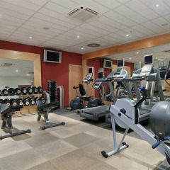 Отель Hilton Düsseldorf фитнесс-зал фото 2