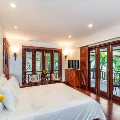 Отель Secret Garden Villas-Furama Beach Danang сейф в номере