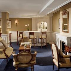 Отель Melia Paris Notre-Dame Франция, Париж - отзывы, цены и фото номеров - забронировать отель Melia Paris Notre-Dame онлайн гостиничный бар