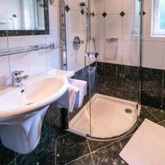 Отель Pension Bergfried Грёдиг ванная фото 2