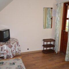 Гостиница Guest House on Gorkogo street 51 в Анапе отзывы, цены и фото номеров - забронировать гостиницу Guest House on Gorkogo street 51 онлайн Анапа комната для гостей фото 5