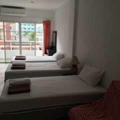 Jomtien Hostel сауна