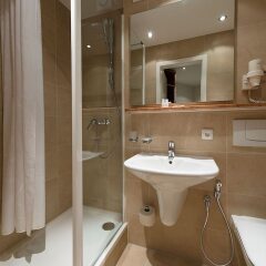 Отель Central Hotel Apart München Германия, Мюнхен - 1 отзыв об отеле, цены и фото номеров - забронировать отель Central Hotel Apart München онлайн ванная