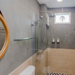 Отель Mhc Guest House Бангкок ванная фото 2