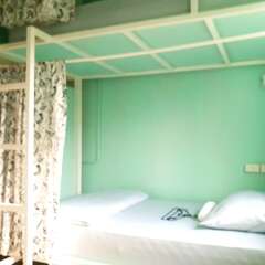 One Bangkok Hostel @love District Бангкок сауна