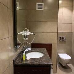 Отель Rum Hotels - Al Waleed Амман ванная