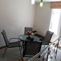 Отель Uncle house
