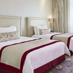 Отель Resorts World Sentosa - Hotel Michael (SG Clean) Сингапур, Сингапур - отзывы, цены и фото номеров - забронировать отель Resorts World Sentosa - Hotel Michael (SG Clean) онлайн комната для гостей фото 2