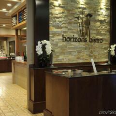 Отель Best Western Premier Calgary Plaza Hotel & Conference Centre Канада, Калгари - отзывы, цены и фото номеров - забронировать отель Best Western Premier Calgary Plaza Hotel & Conference Centre онлайн интерьер отеля фото 3