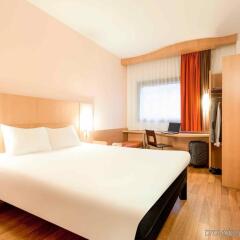 Отель Ibis Bilbao Centro комната для гостей фото 2