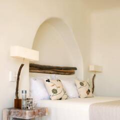 Mystique, a Luxury Collection Hotel, Santorini комната для гостей фото 4