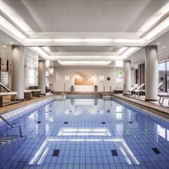 Отель Hyatt Regency Köln Германия, Кёльн - 1 отзыв об отеле, цены и фото номеров - забронировать отель Hyatt Regency Köln онлайн бассейн