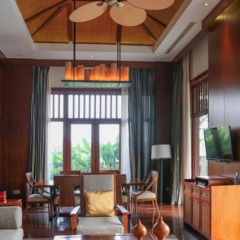 Отель Anantara Sanya Resort & Spa интерьер отеля