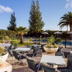 Отель ibis Faro Algarve Португалия, Фару - отзывы, цены и фото номеров - забронировать отель ibis Faro Algarve онлайн бассейн фото 3
