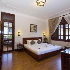 Lotus Hoi An Boutique Hotel & Spa Хойан сейф в номере