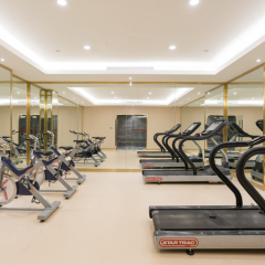 Redwall Hotel фитнесс-зал