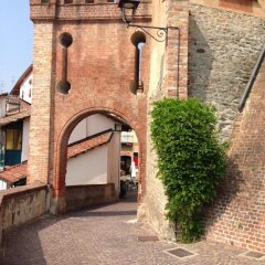 Отель Vicolo del Pozzo Здание Barolo