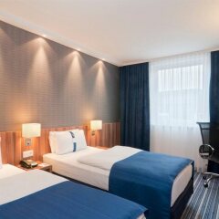 Отель Holiday Inn Express Dusseldorf - City комната для гостей фото 5