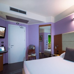 Отель CDH My One Hotel Bologna Италия, Болонья - 1 отзыв об отеле, цены и фото номеров - забронировать отель CDH My One Hotel Bologna онлайн сейф в номере