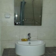 The Lions Den Hotel in Addis Ababa, Ethiopia from 147$, photos, reviews - zenhotels.com bathroom photo 2