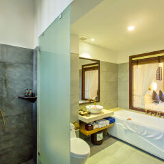 Отель Hoi An Silk Village Resort & Spa ванная фото 2