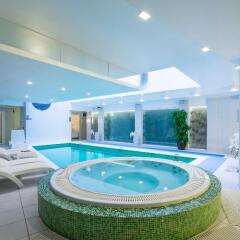 Wellton Centrum Hotel & Spa бассейн