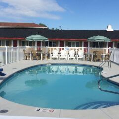 Отель Caravan Motel США, Ниагара-Фолс - отзывы, цены и фото номеров - забронировать отель Caravan Motel онлайн бассейн фото 2
