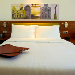 Гостиница Hampton by Hilton Samara в Самаре - забронировать гостиницу Hampton by Hilton Samara, цены и фото номеров Самара комната для гостей фото 5