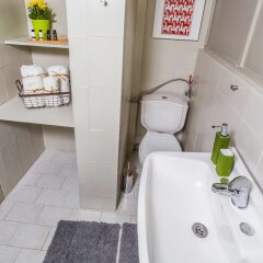 Отель Aris Athens Suites Греция, Афины - отзывы, цены и фото номеров - забронировать отель Aris Athens Suites онлайн ванная