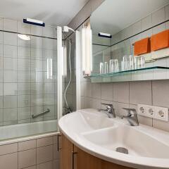 Hotel Garni Nuernberger Trichter ванная
