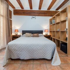Отель Travel Habitat Plaza del Pilar комната для гостей