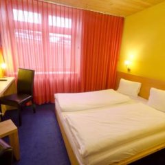 Отель Curuna Швейцария, Скуоль - отзывы, цены и фото номеров - забронировать отель Curuna онлайн комната для гостей фото 5