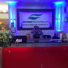 Green Harbor Hotel & Service Apartment гостиничный бар