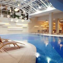 Hotel Apollo – Terme & Wellness LifeClass бассейн