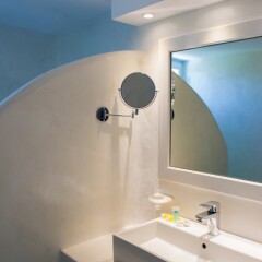 Отель Okeanis Beach Греция, Остров Санторини - отзывы, цены и фото номеров - забронировать отель Okeanis Beach онлайн ванная фото 2