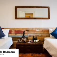 Отель Off Beat Guesthouse комната для гостей