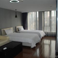 Q-city Hotel Гуанчжоу комната для гостей фото 3