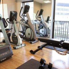 Отель Courtyard by Marriott Amsterdam Arena Atlas Нидерланды, Амстердам - 1 отзыв об отеле, цены и фото номеров - забронировать отель Courtyard by Marriott Amsterdam Arena Atlas онлайн фитнесс-зал фото 3