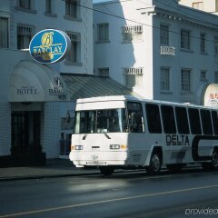Отель Barclay Hotel Канада, Ванкувер - отзывы, цены и фото номеров - забронировать отель Barclay Hotel онлайн городской автобус