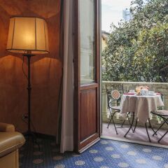 Отель Croce Di Malta Hotel Италия, Флоренция - 8 отзывов об отеле, цены и фото номеров - забронировать отель Croce Di Malta Hotel онлайн балкон