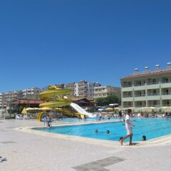 Oykum Hotel бассейн фото 2